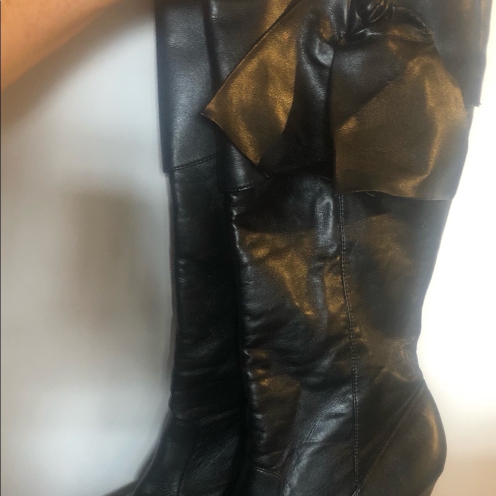 American eagle boots.